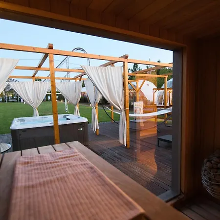 Holiday Park Zator * זאטור