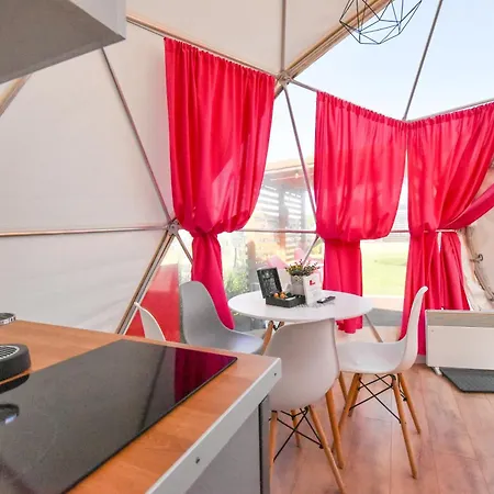Holiday Park Zator פארק נופש
