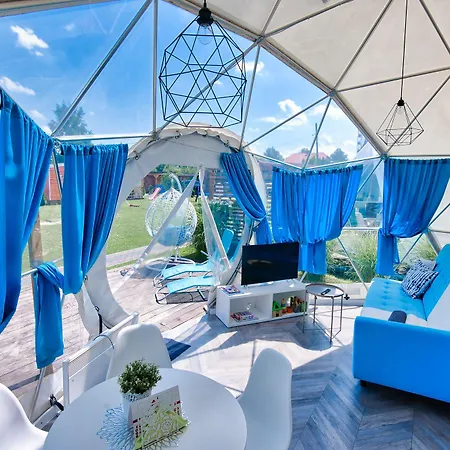 База відпочинку Holiday Park Zator